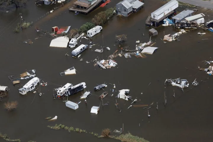 U.S. forecasters raise number of major hurricanes for 2023