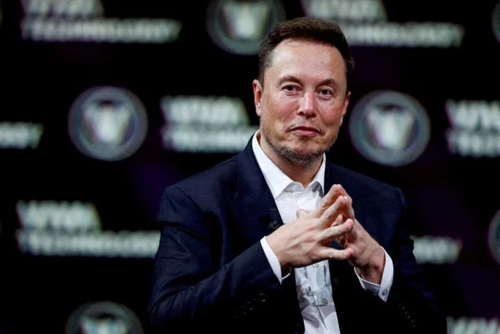 Elon Musk borrowed $1 billion from SpaceX in same month of Twitter deal - WSJ