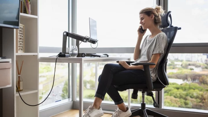 4 of the Best Ergonomic Office Chairs, According to Experts