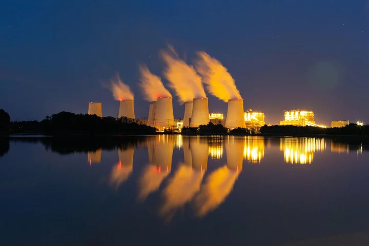 Carbon Pricing Is Key to Delivering Global Emissions Cuts, IMF Says