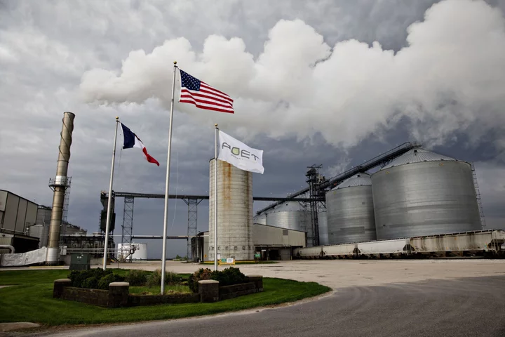 Top Ethanol Maker Says States Should Embrace Carbon Pipelines