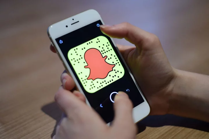 Snapchat users terrified after ‘My AI’ chatbot posts ‘scary’ picture