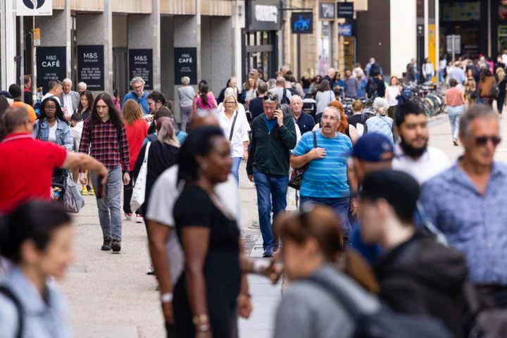 The British Economy Looks Ugly. Investors, Now’s the Time to Strike.