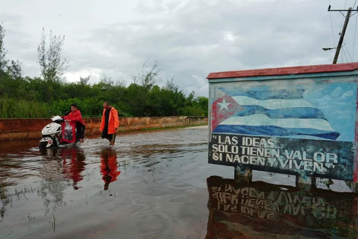 Idalia gains hurricane force, expected to strengthen before Florida landfall