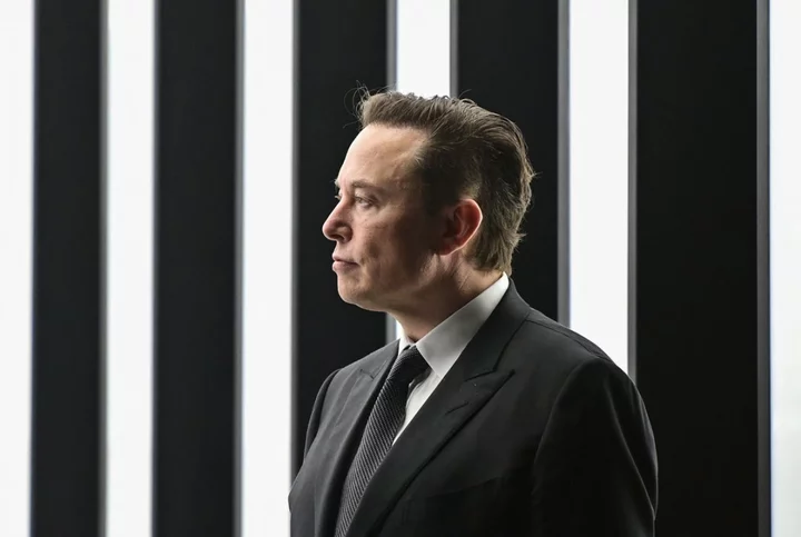 Elon Musk ‘borrowed $1bn from SpaceX’ at same time as Twitter acquisition