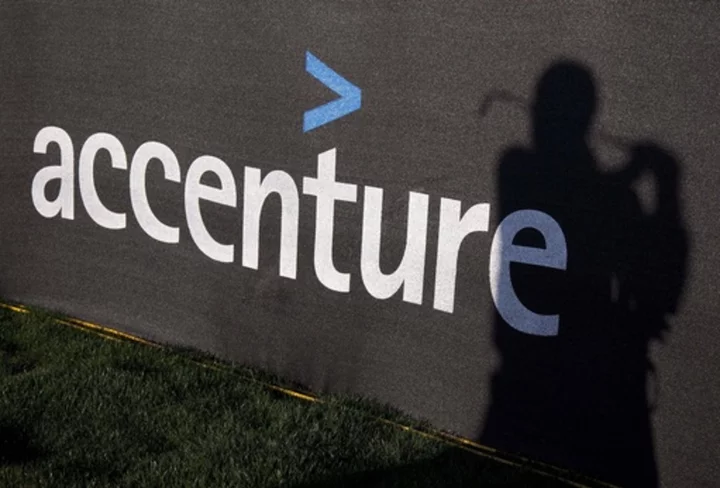 Accenture pouring $3 billion into AI, joining long list of tech companies prepping to meet demand